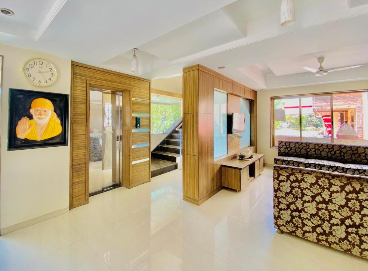 Hotel Sai Gurusthan Shirdi Exterior foto