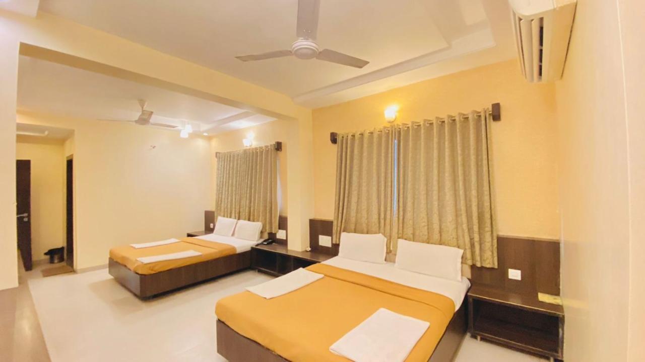 Hotel Sai Gurusthan Shirdi Exterior foto